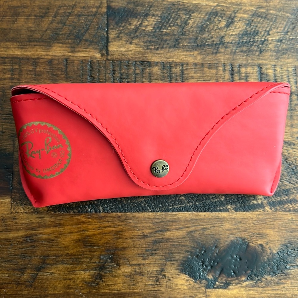 Ray-ban sunglasses case